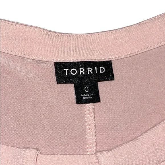 torrid Pink Cold Shoulder Top Size 0 - Picture 11 of 15
